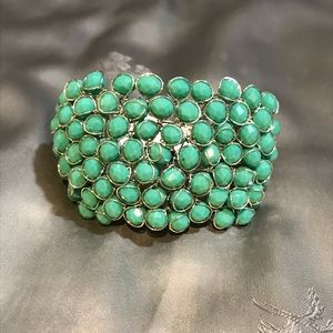 Jade colored beaded/wired bracelet